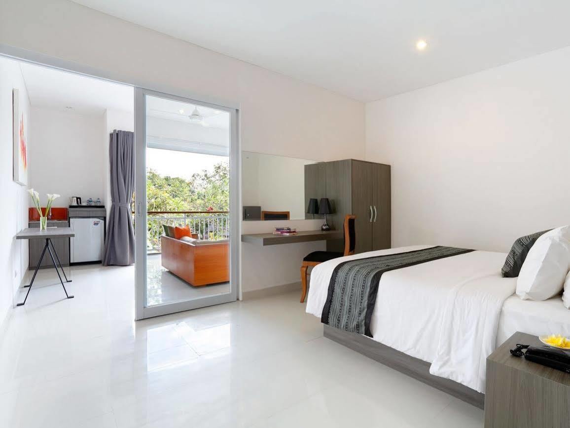 Harmony Beach Suite Seminyak Exteriör bild