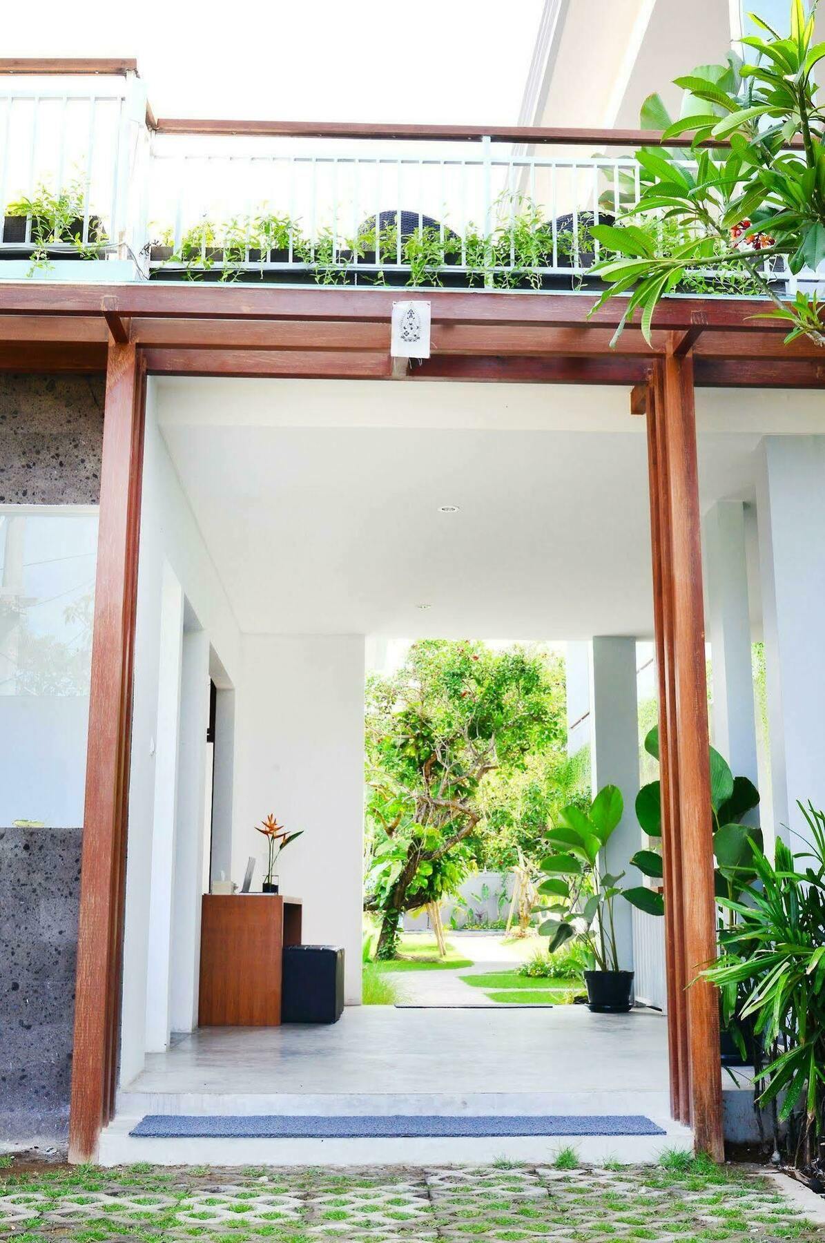 Harmony Beach Suite Seminyak Exteriör bild