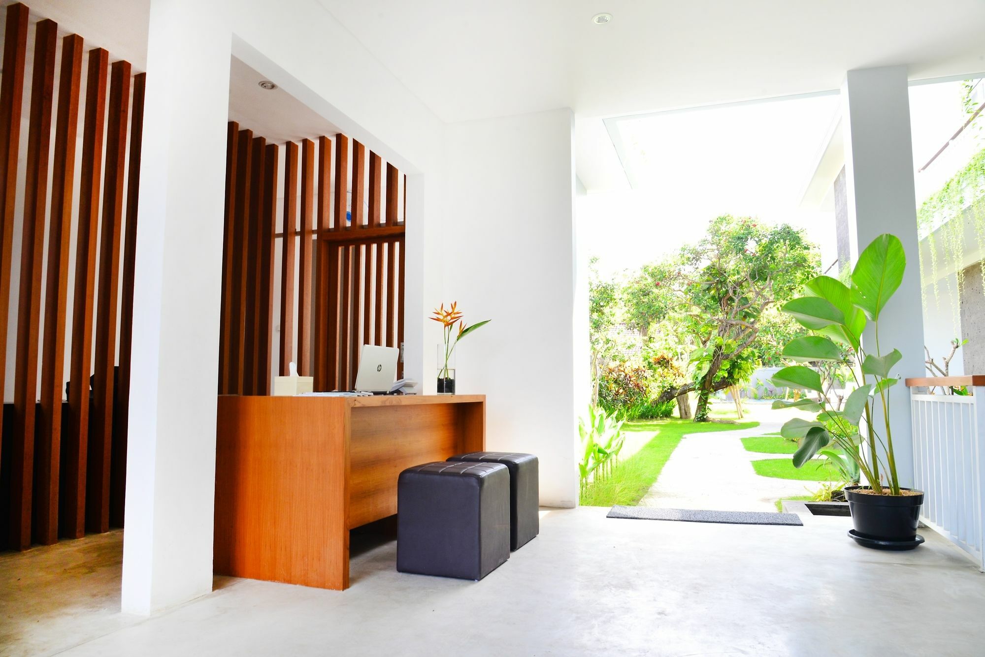 Harmony Beach Suite Seminyak Exteriör bild