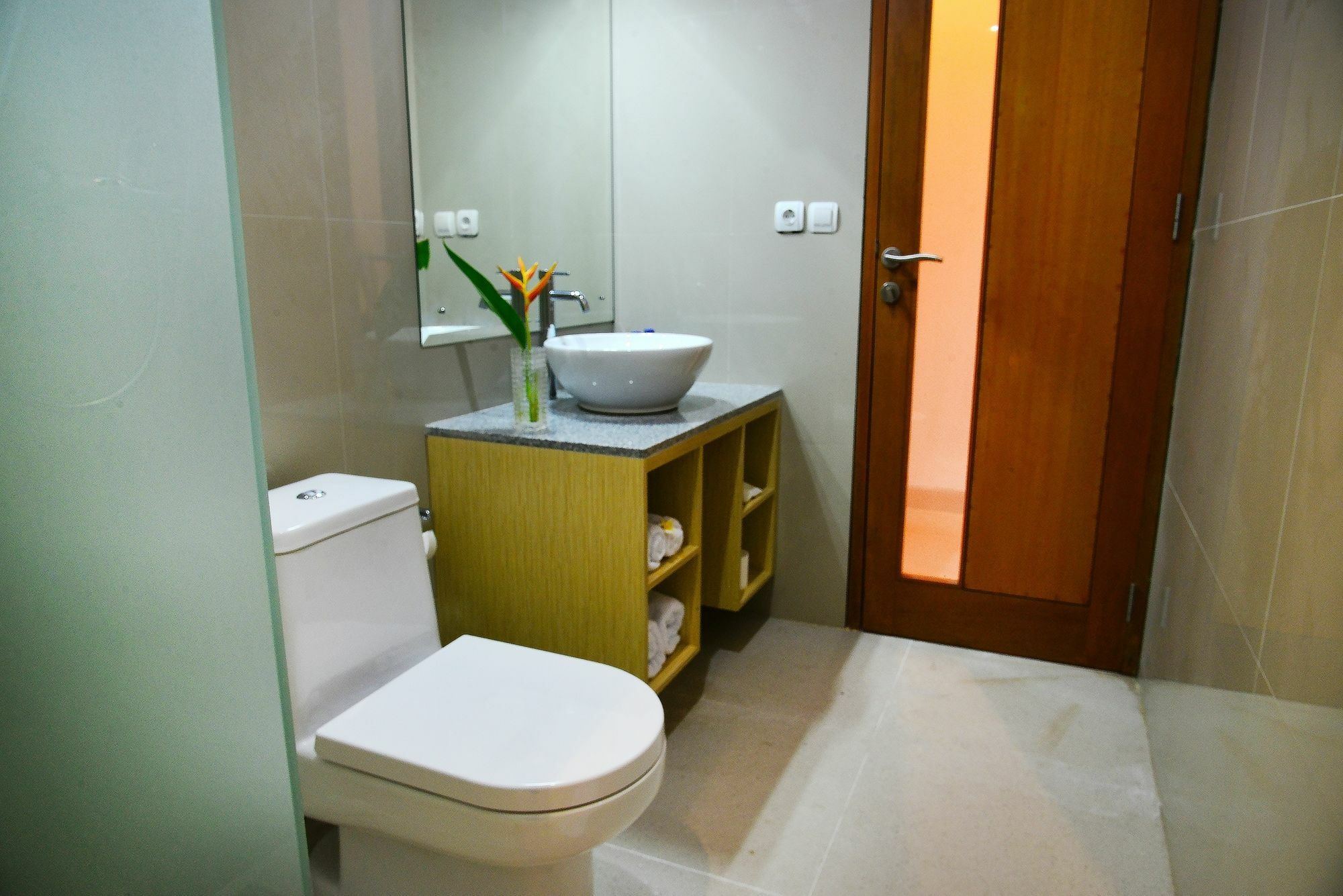 Harmony Beach Suite Seminyak Exteriör bild